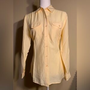 EUC Top: Tunic Length, ExtraSoft Fabric, Pale Yellow Button-Down, Breast Pockets